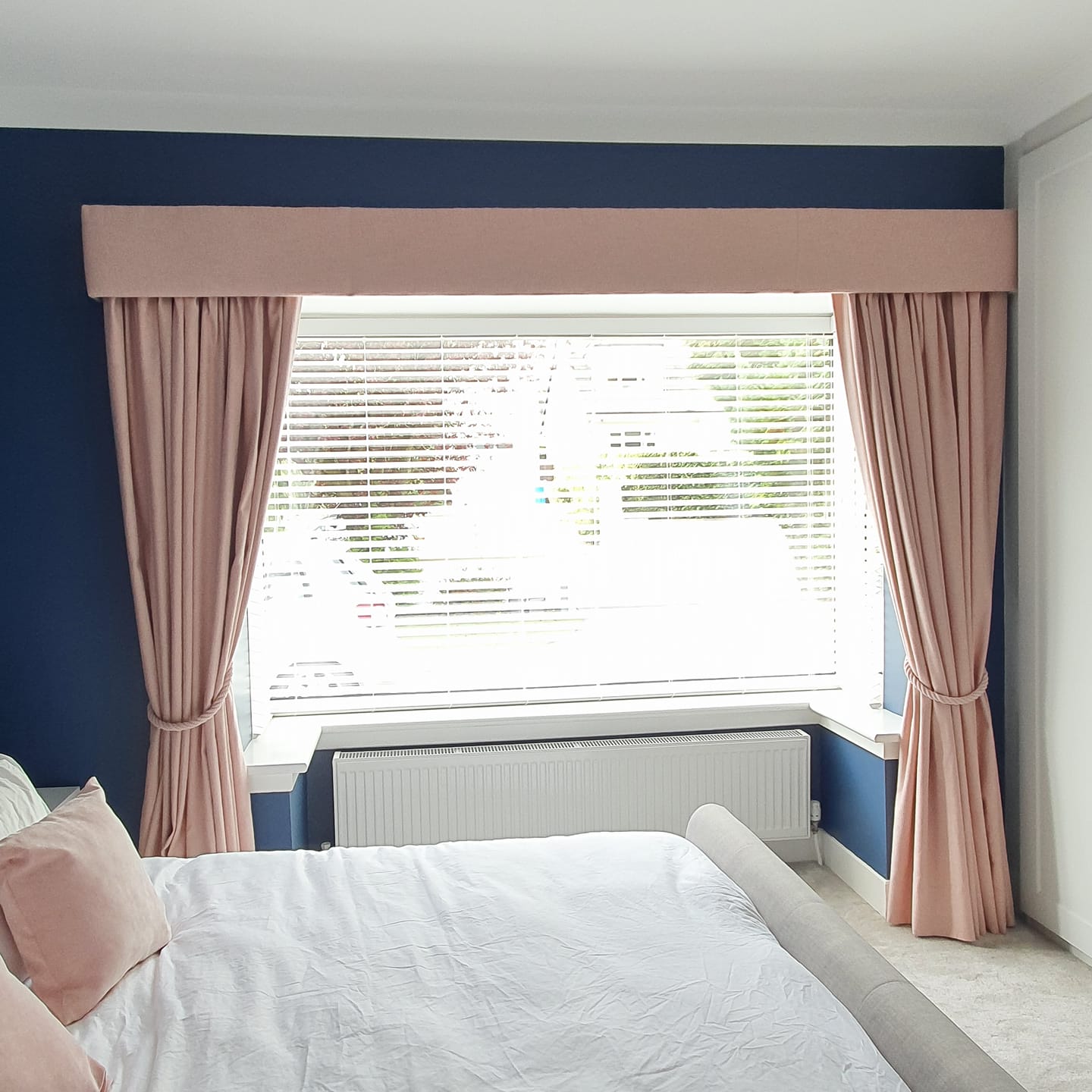 made to measure pink blackout curtains with curtains box and venetian blinds for bedroom in dubai