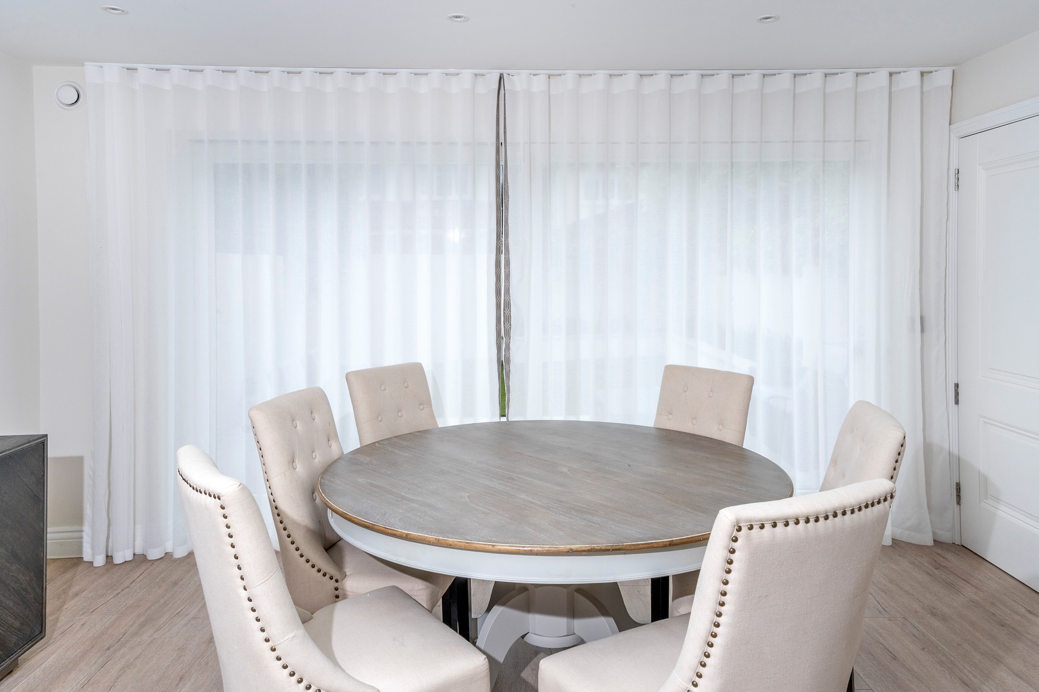 luxury look of sheer curtains for dinning room in dubai